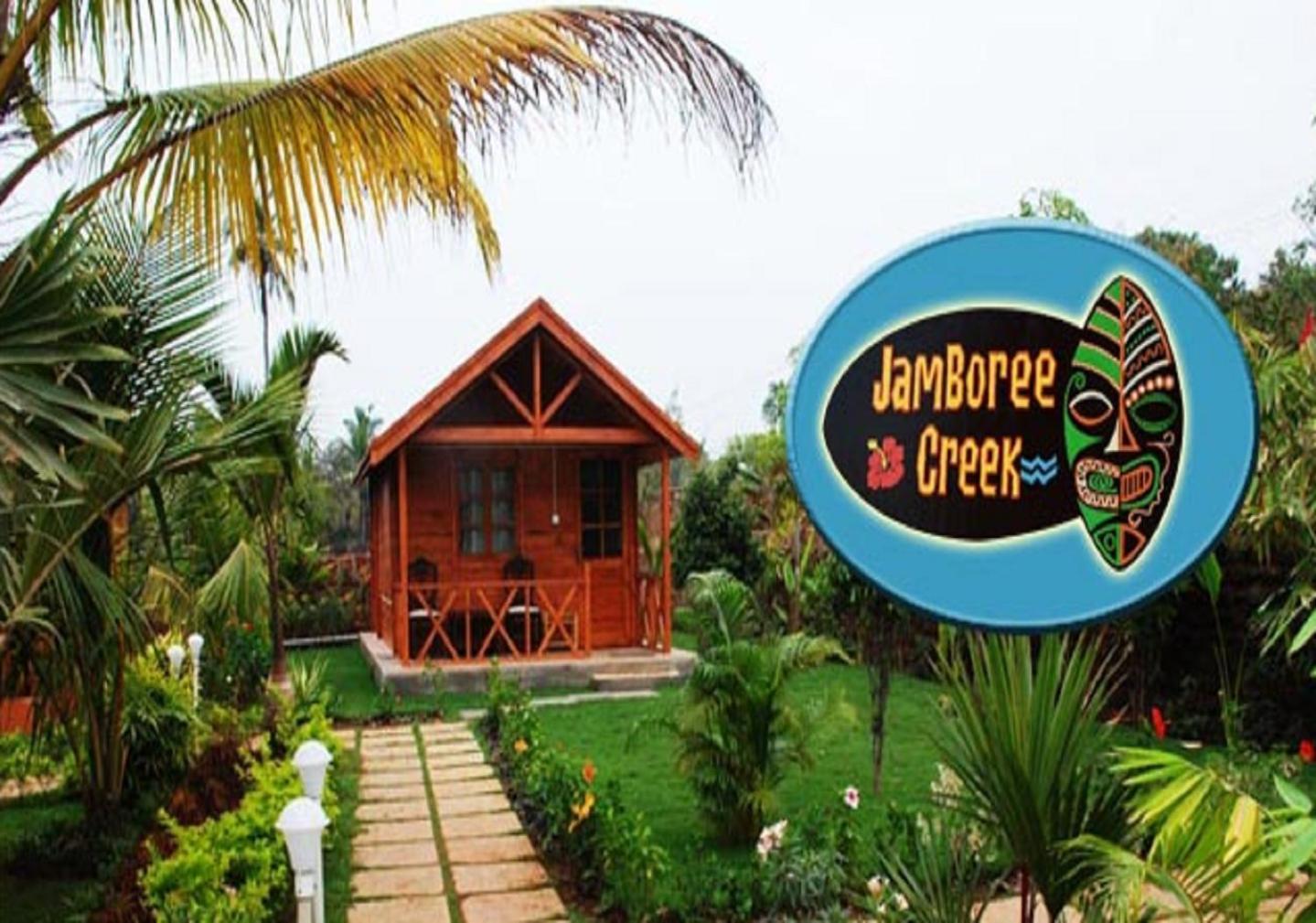 Jamboree Creek Yoga 曼德姆 外观 照片