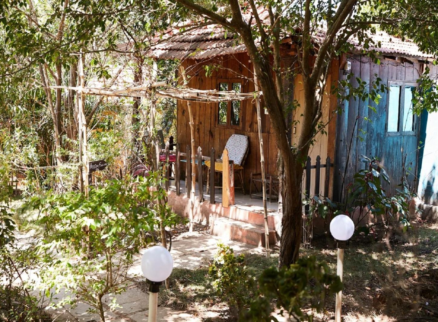 Jamboree Creek Yoga 曼德姆 外观 照片